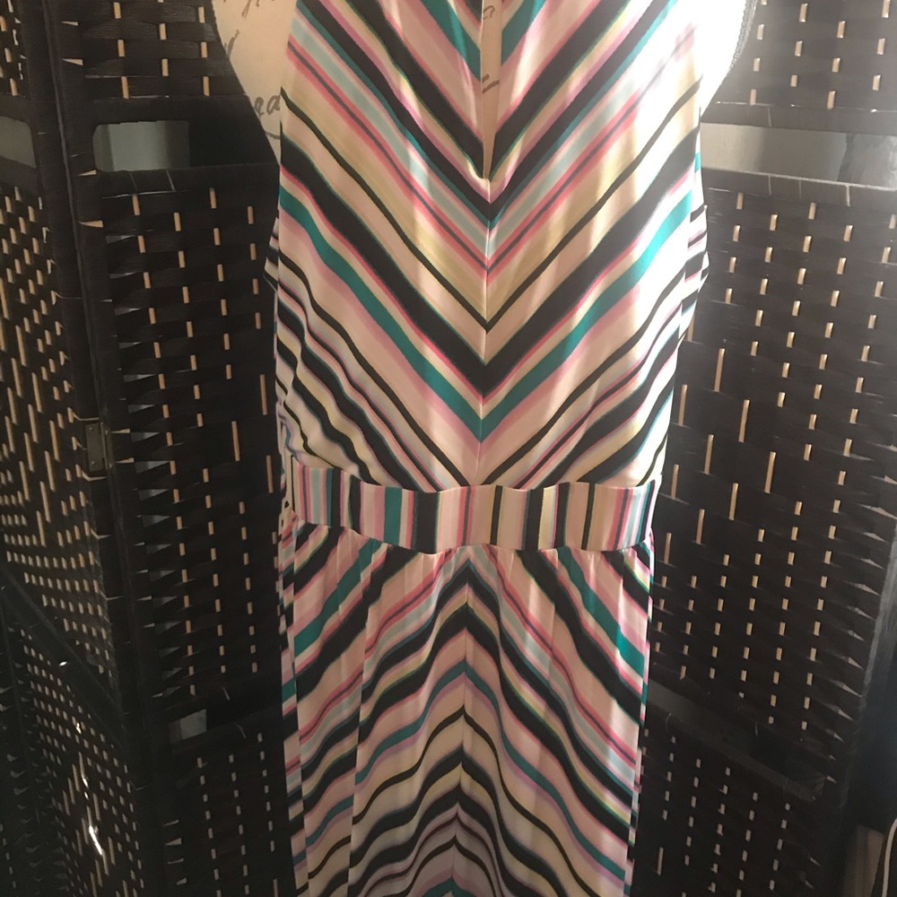 Roz & Ali Maxi Dress 🏖 - Picture 6 of 12